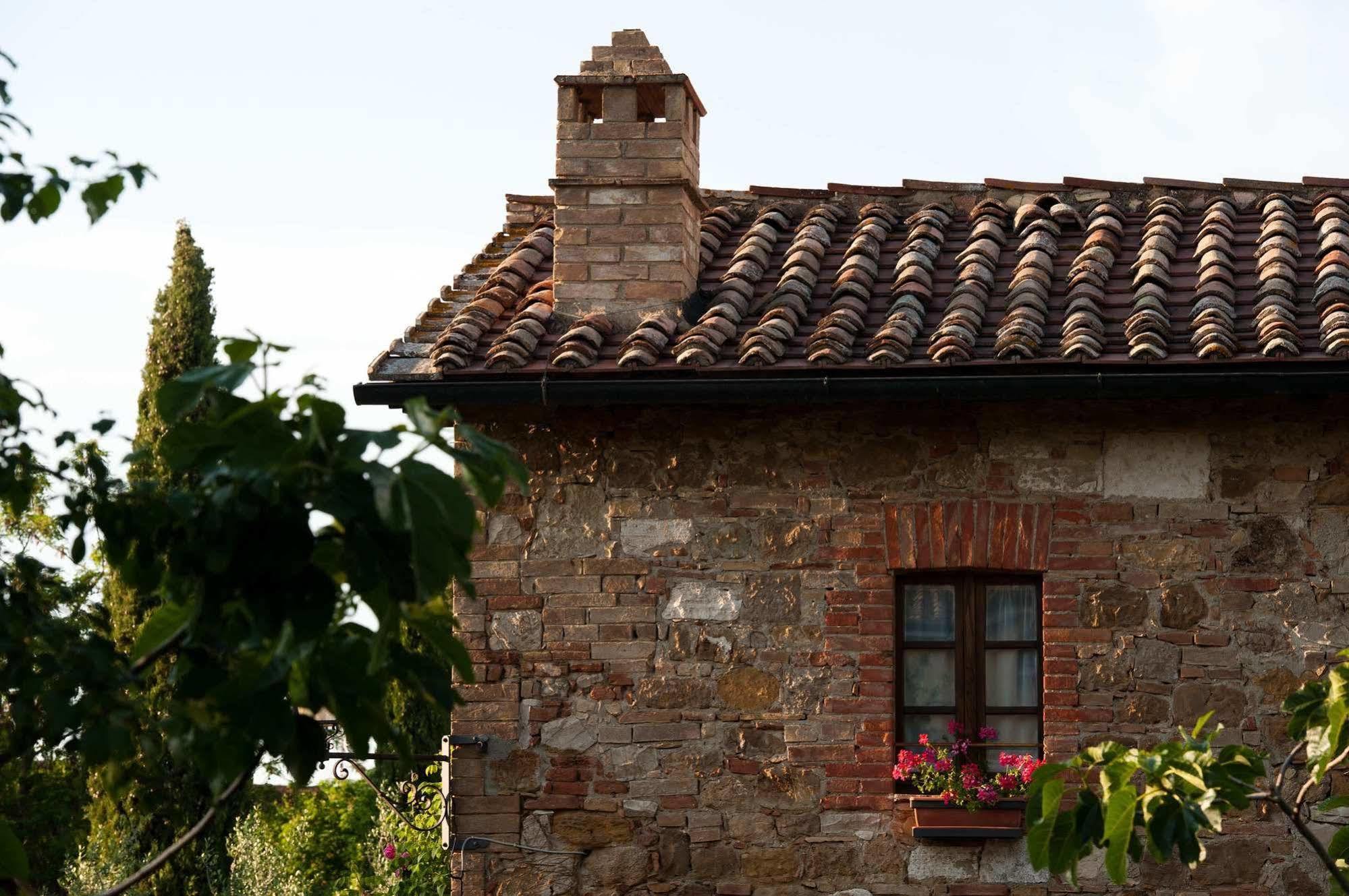 Sarna Residence San Quirico dʼOrcia Buitenkant foto