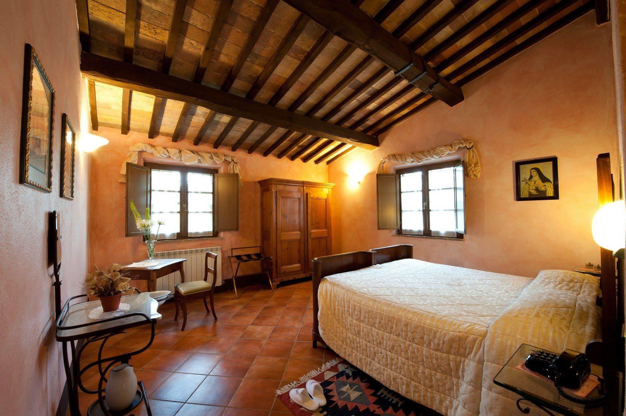 Sarna Residence San Quirico dʼOrcia Buitenkant foto