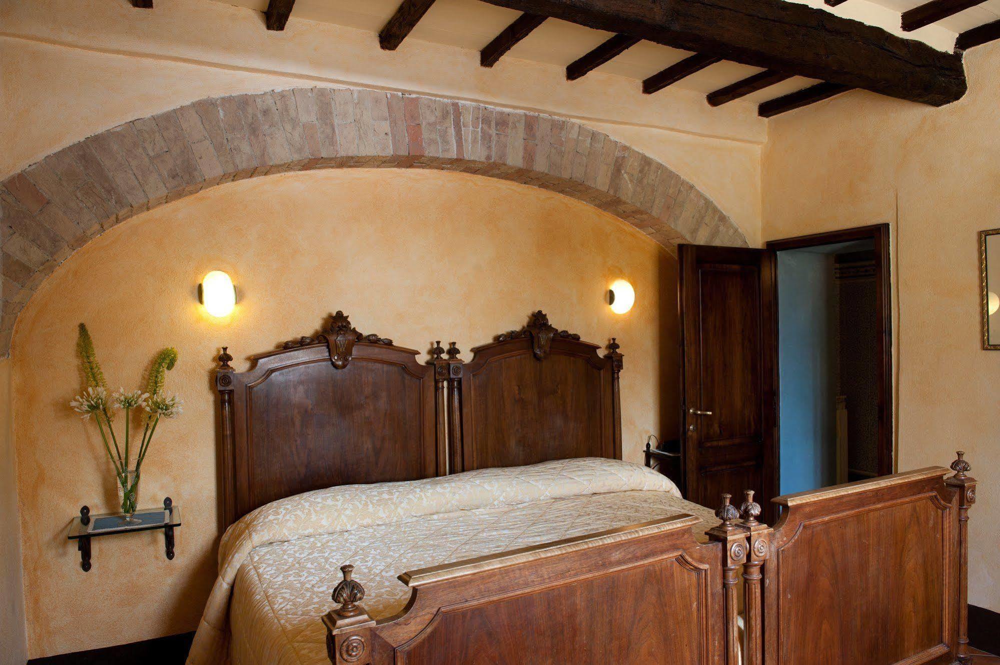 Sarna Residence San Quirico dʼOrcia Buitenkant foto