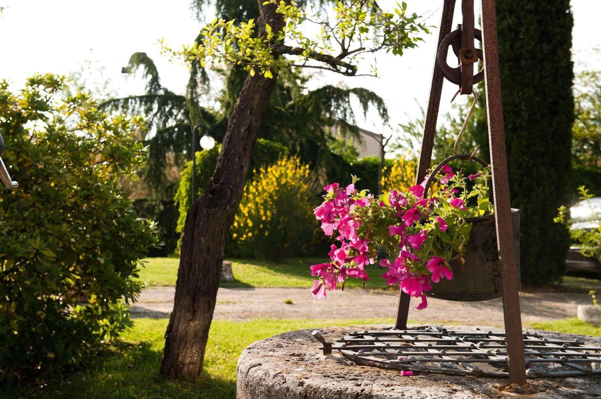 Sarna Residence San Quirico dʼOrcia Buitenkant foto